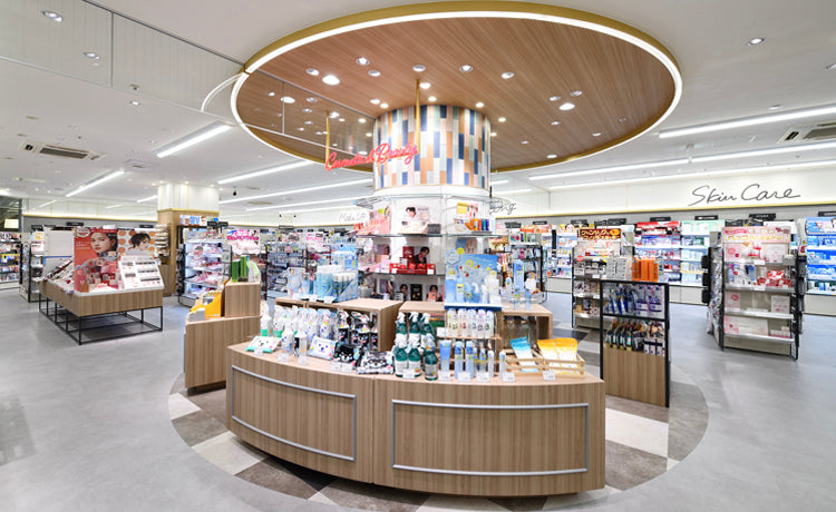 アインズ＆トルペ マルヤマクラス店