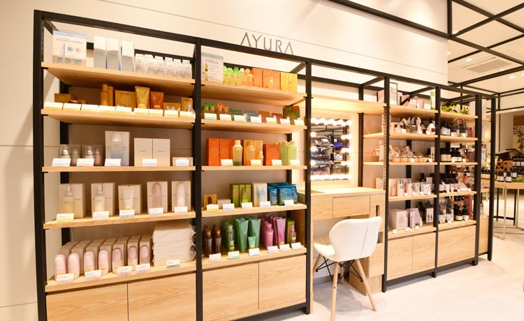 アインズ＆トルペ BEAUTY FACTORY 横浜ハンマーヘッド店