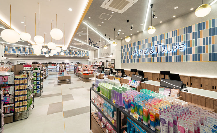 アインズ＆トルペ 福岡天神西通り店