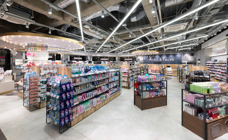 アインズ＆トルペ 神戸元町店