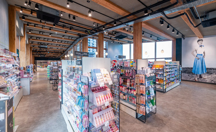 アインズ＆トルペ F BEAUTY 北海道ボールパーク店