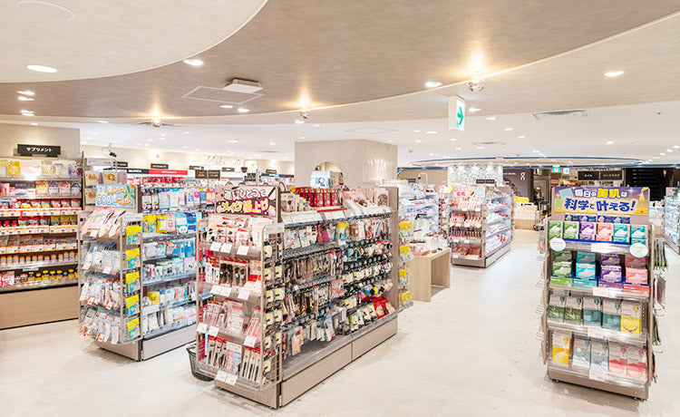 アインズ＆トルペ ODAKYU湘南GATE店